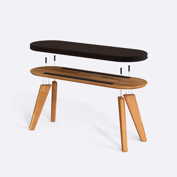 Yase Bench 120 x 38 parçalarına ayrılmış montaj görünümü, kahve kadife döşemeli oturum, masif kayın ayaklar ve vidalar