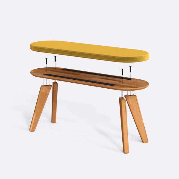 Yase Bench 120 x 38 parçalarına ayrılmış montaj görünümü, sarı kadife döşemeli oturum, masif kayın ayaklar ve vidalar